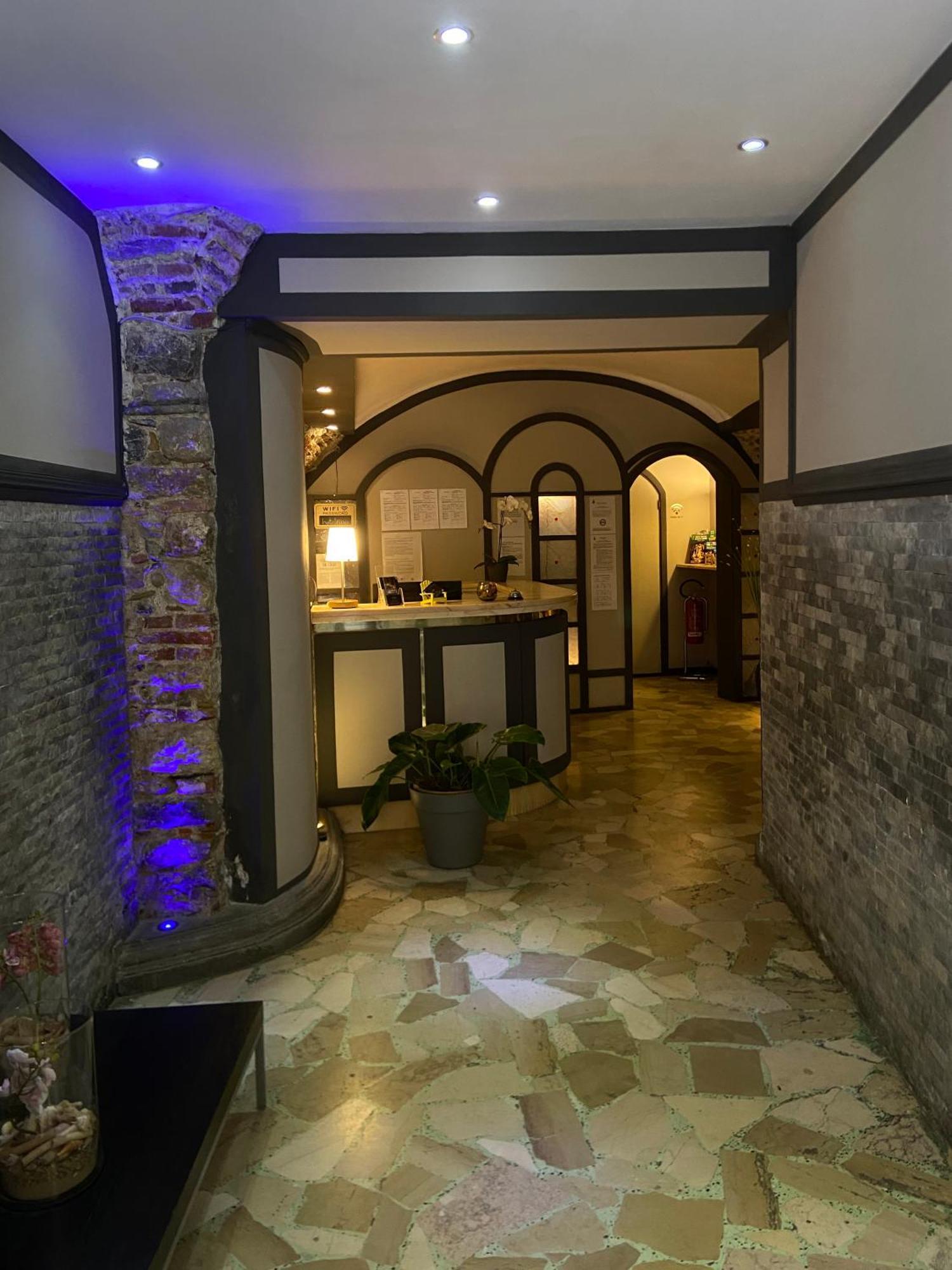 Hotel Pino Lerici Εξωτερικό φωτογραφία