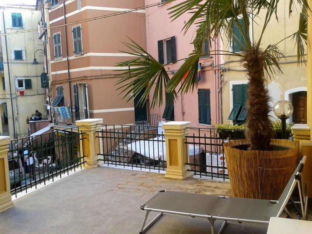 Hotel Pino Lerici Εξωτερικό φωτογραφία