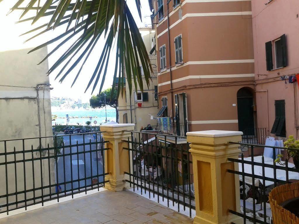 Hotel Pino Lerici Εξωτερικό φωτογραφία